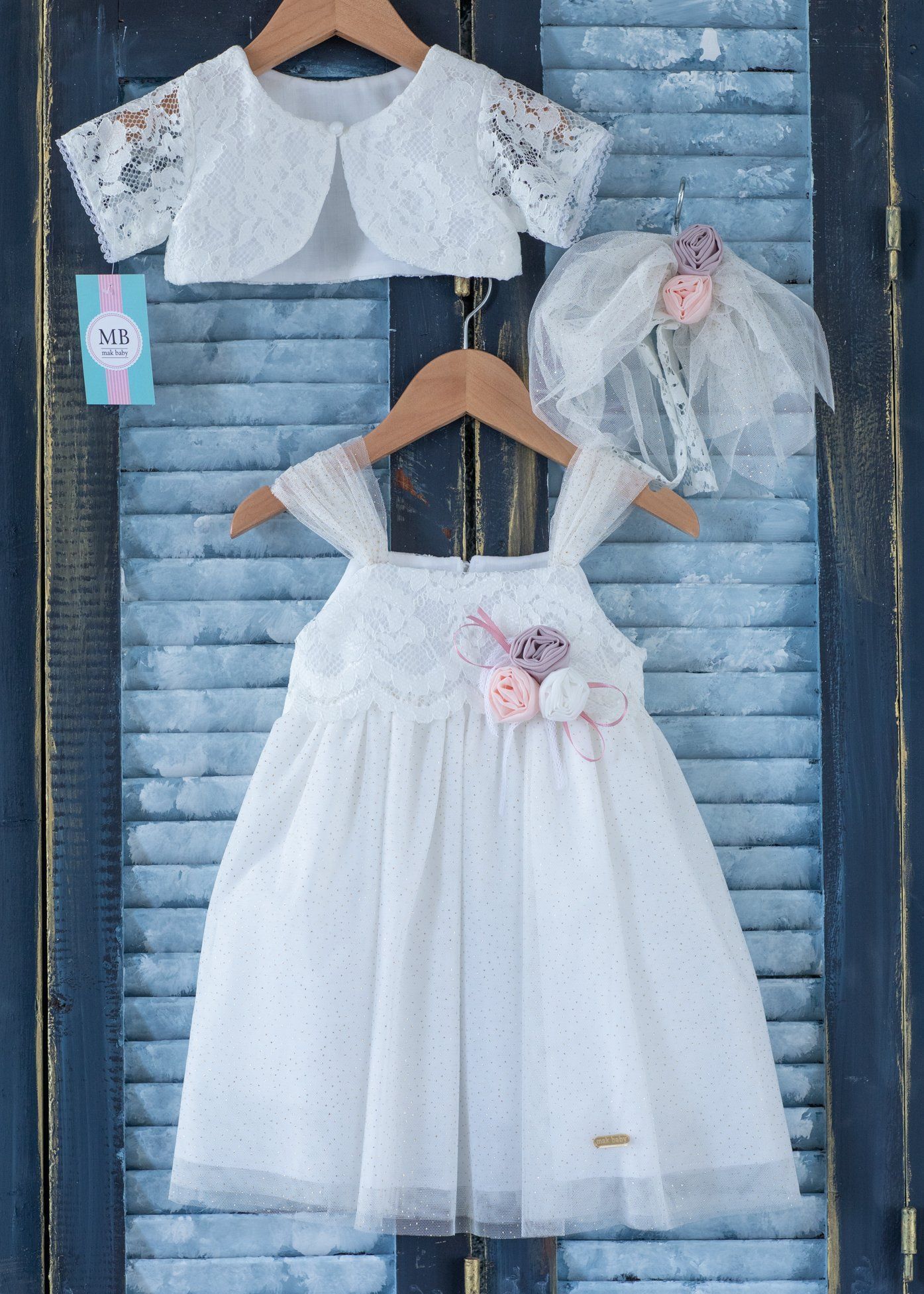 Mak baby βαπτιστικό φόρεμα λευκό με δαντέλα, μπολερό και μπαντάνα